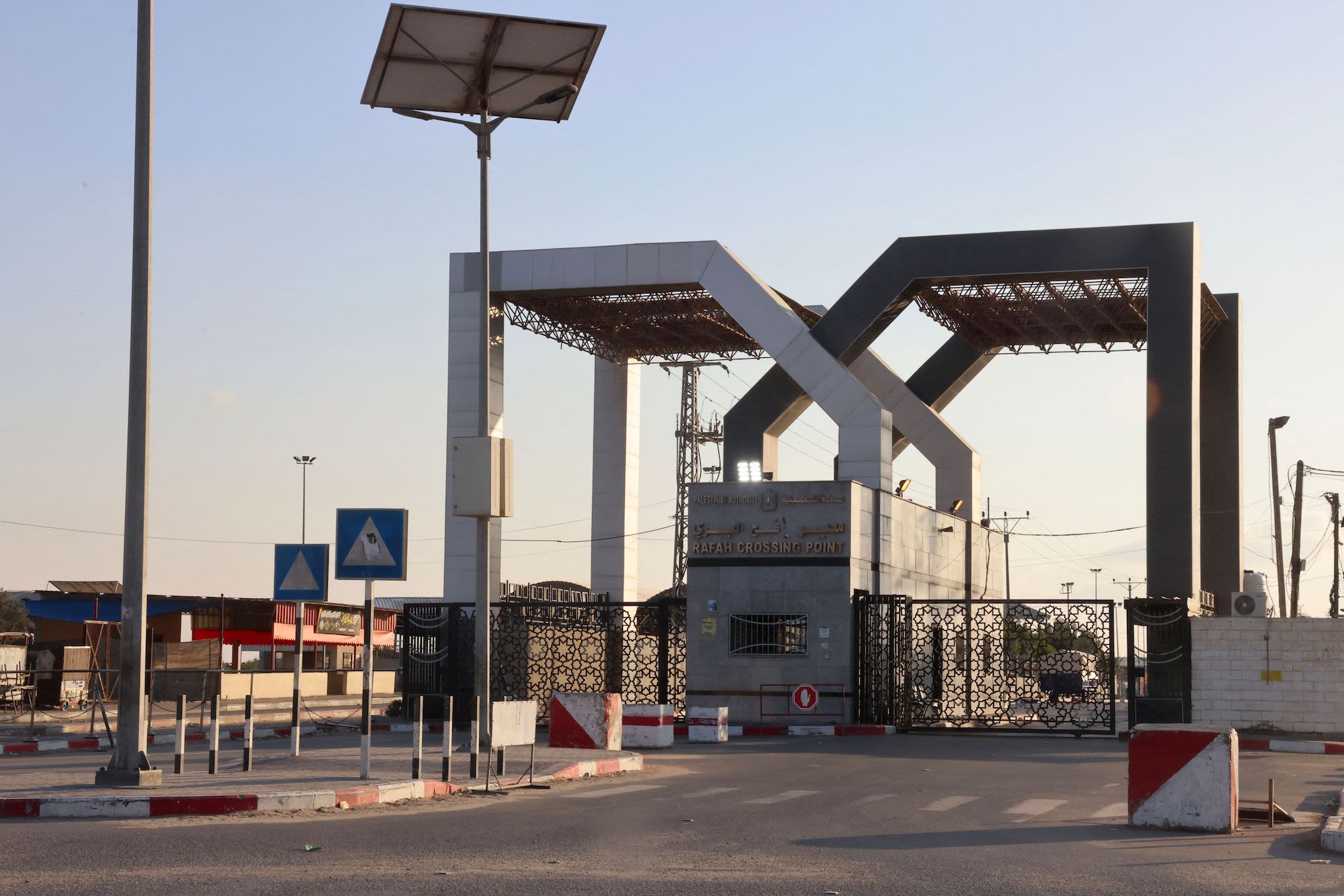 Israel completes preparations to reopen Rafah crossing 