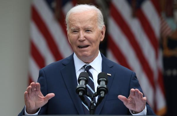 In Eid message .. Biden calls to stop war on Gaza 