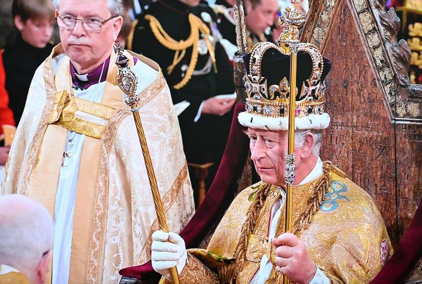 King Charles III crowned at London's Westminster Abbey | World