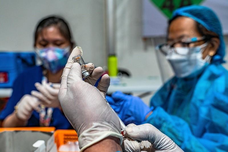 Global COVID-19 cases top 394.9 mln