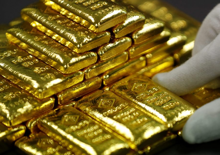 Gold prices dip nearly 1% as after Trump’s Tariff and Greenland Threats