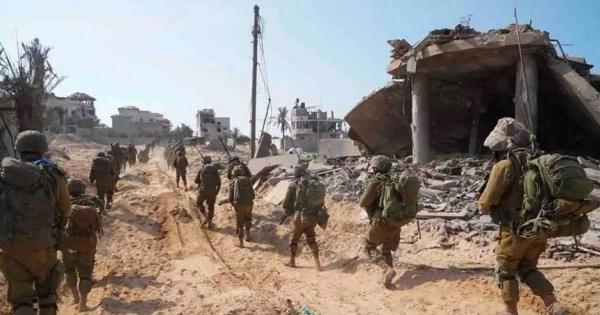 Hebrew media: 2 Israeli officers, soldier killed in Gaza battles