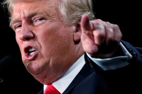 Trump warns to strike Iran&rsquo;s power plants and bridges