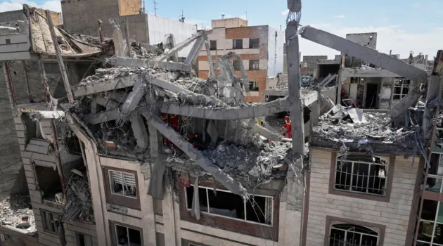 Israeli airstrikes hit Tehran as Iranian missiles target southern Israel