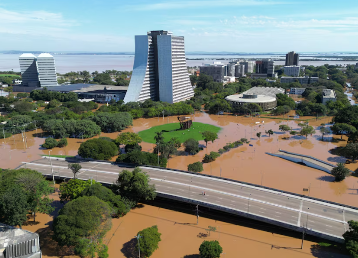 Brazil floods death toll rises to 90, dozens still stranded 