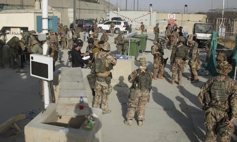 7 Afghans killed in chaos at Kabul airport: British military