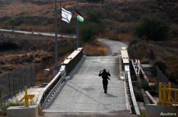 Israel calls on its citizens to leave Jordan, Egypt and not travel to Morocco 