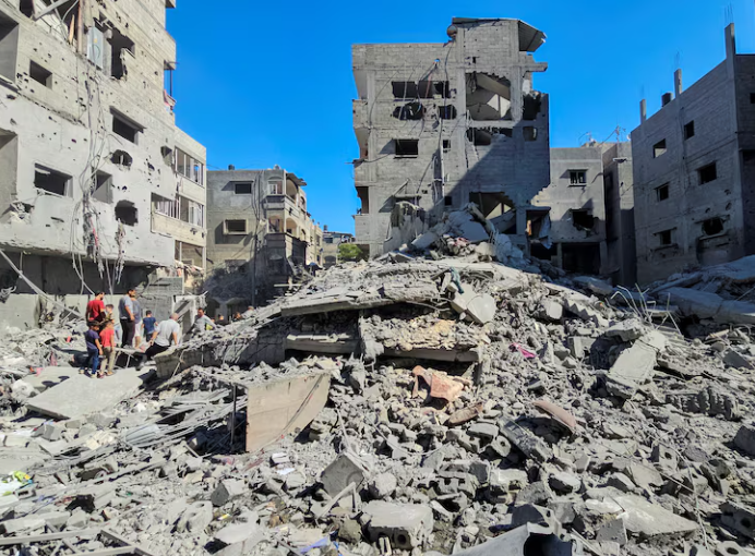 Israeli forces storm shelters, detain men, as north Gaza raid deepens