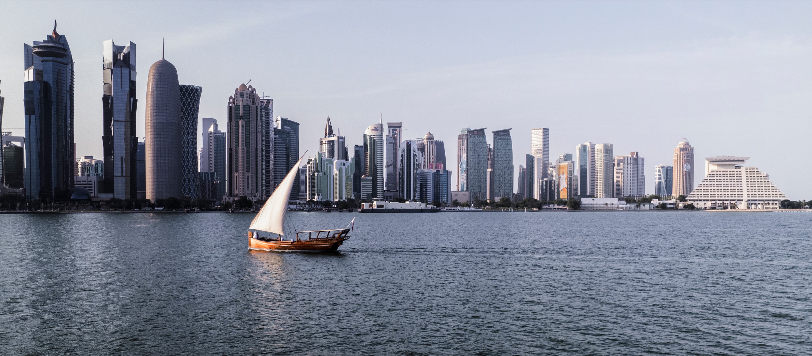 Qatar resumes full maritime traffic for all vessels