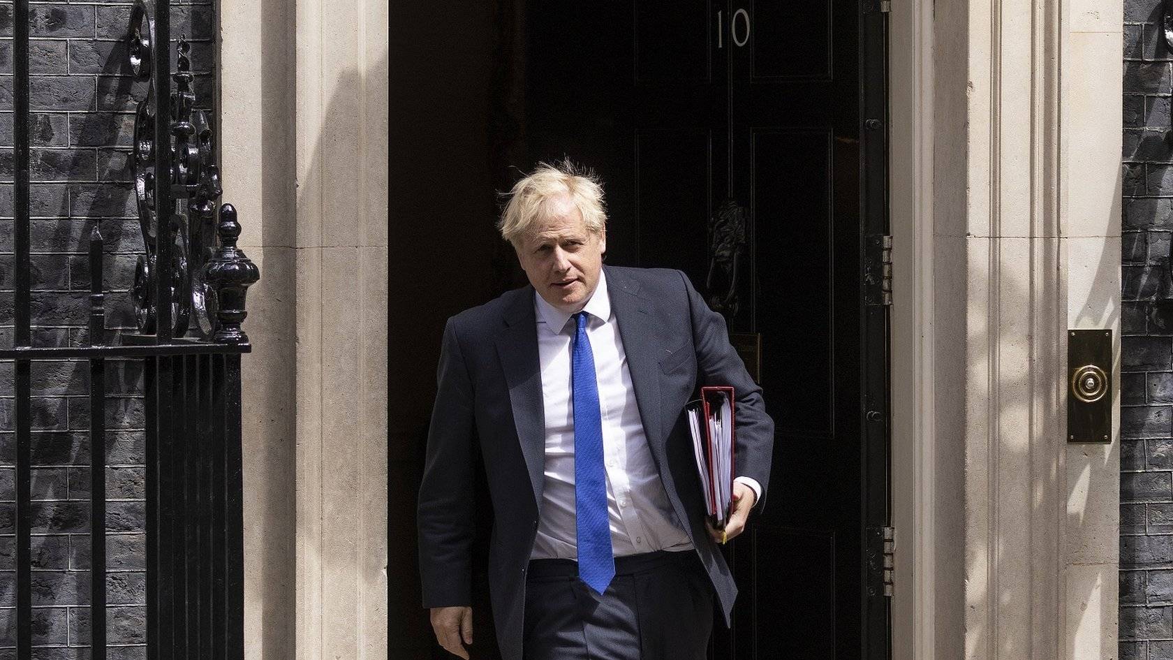 Boris Johnson to resign as Conservative leader today