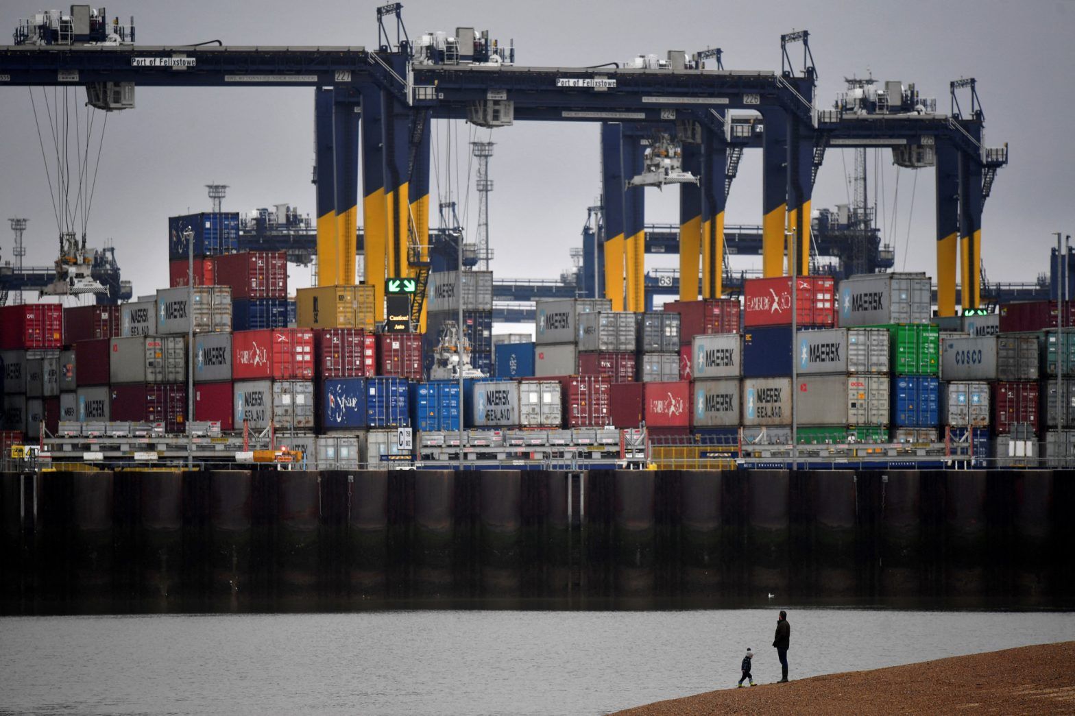 Dock workers at UKs largest container port go on strike