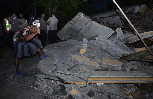 Magnitude 7.1 earthquake hits off Indonesia&rsquo;s Sumatra island