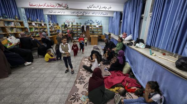 Over 263,000 Palestinians displaced, most of them inside UNRWA schools in Gaza 