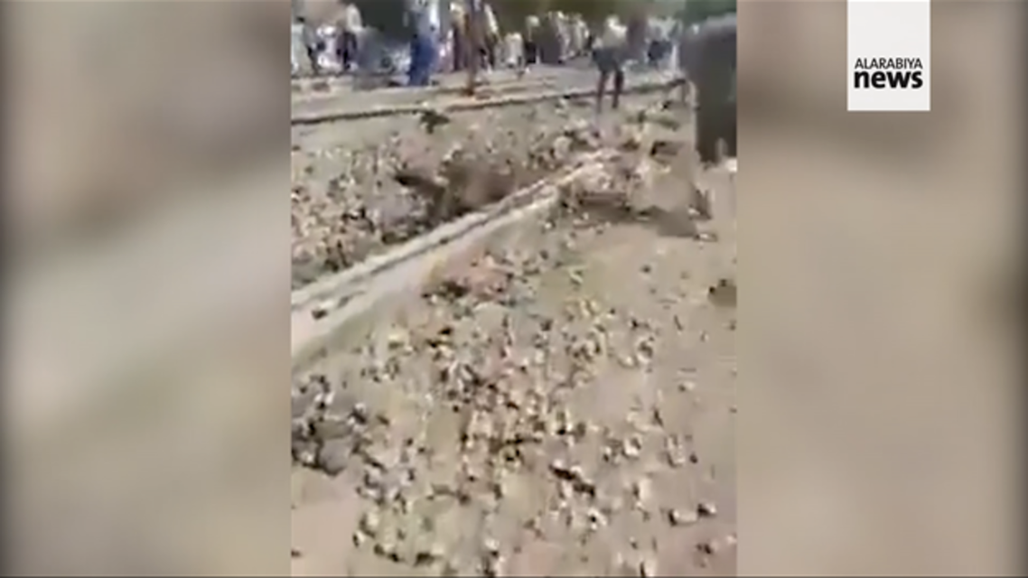 At least 11 people killed, 98 injured as train derails in Egypt