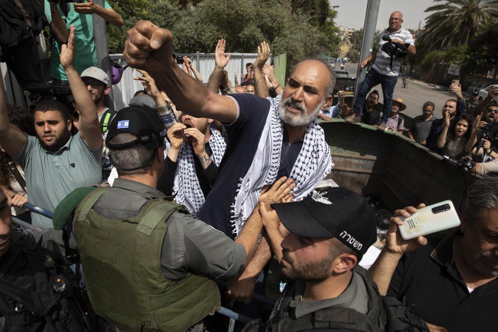 Air raid sirens, explosions heard in Jerusalem amid tensions