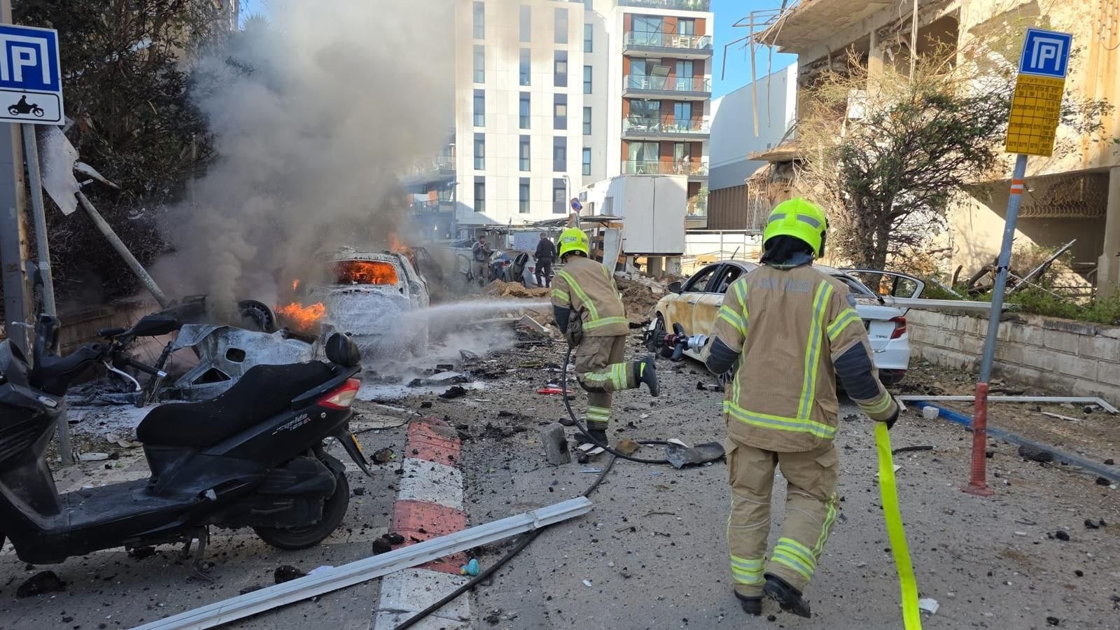 Six people injured by Iranian missile shrapnel in Tel Aviv 