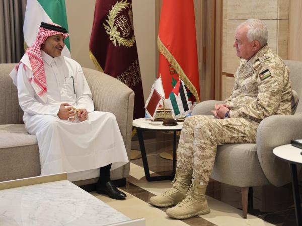 Army Chief discusses military cooperation with Qatari Ambassador