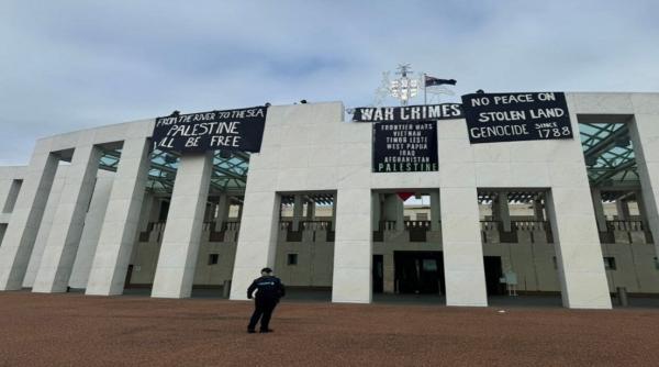Four pro Palestine protesters arrested for scaling roof of Australias parliament