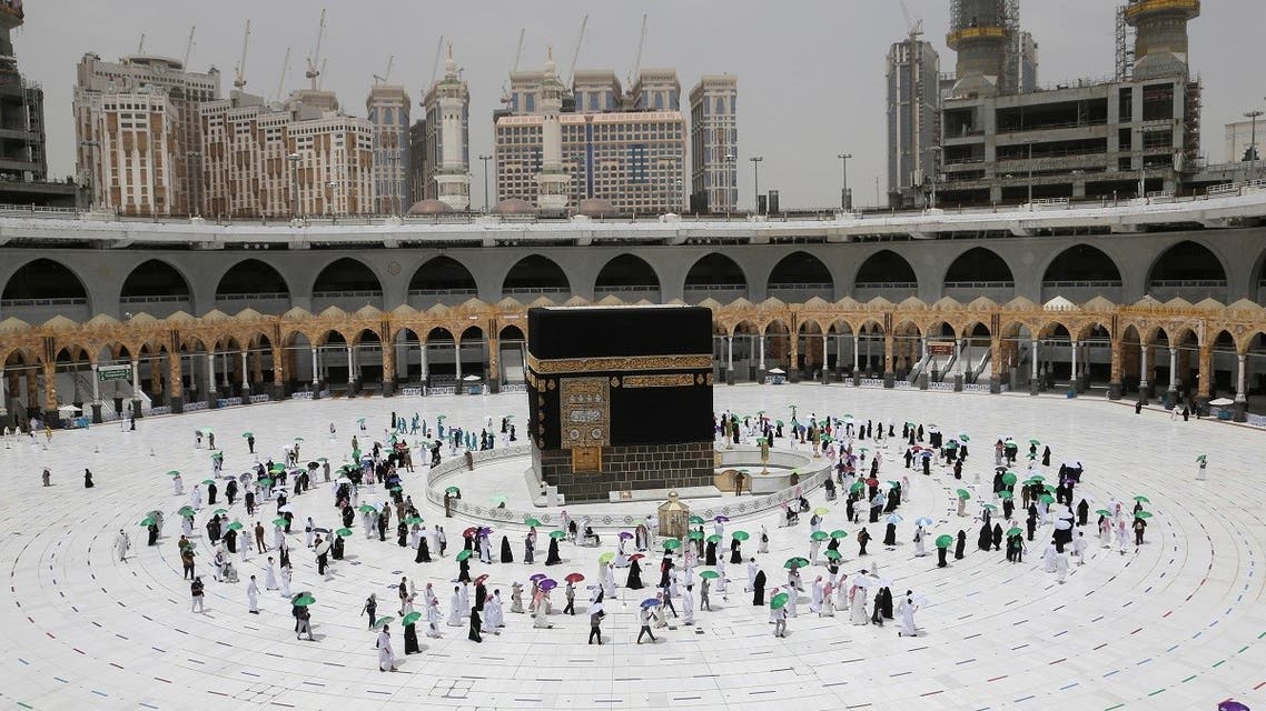 Saudi Arabia allows full capacity at Two Holy Mosques in Mecca, Medina