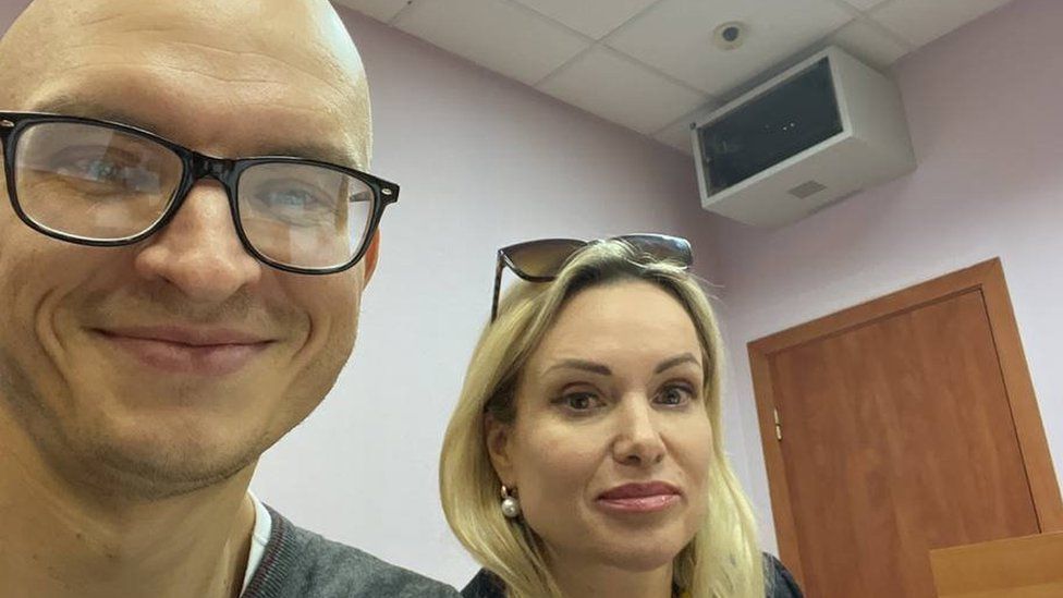 Marina Ovsyannikova: Russian journalist tells of 14-hour interrogation