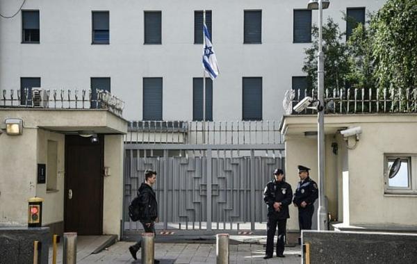 Hebrew media: High alert declared in all Israeli embassies in world 