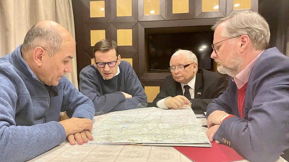 Ukraine war: European leaders risk train ride to meet Zelensky