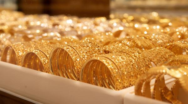 Price of 21-karat gold hits JD48.4 per gramme in local market 