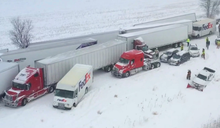 100 vehicles pile up in Michigan crash