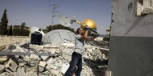 Palestinian citizen compelled to demolish his house in Jabal Mukaber