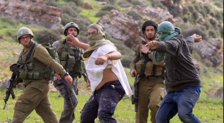 Colonists raze entrance to West Bank city