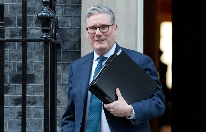 Keir Starmer announces his resignation as UK prime minister 