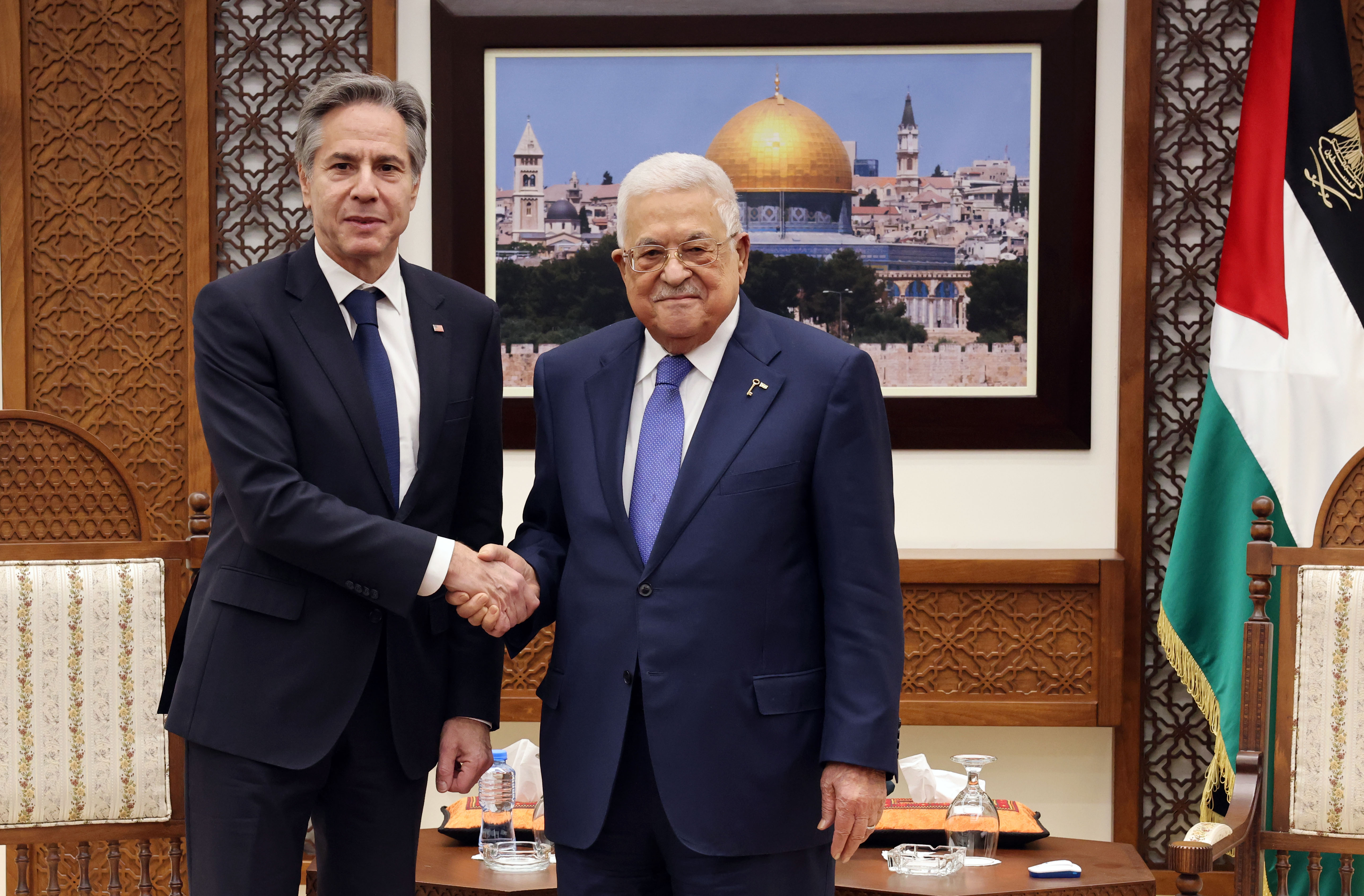 President Abbas receives US Secretary of State in Ramallah