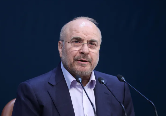 Iran warns to close Strait of Hormuz again if US blockade continues 