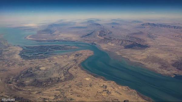 Iran reimposes restrictions in Strait of Hormuz