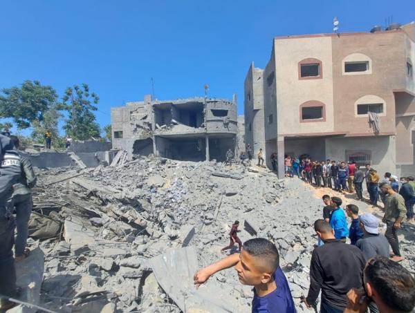 Israeli warplanes attack building in northern Gaza Strip 