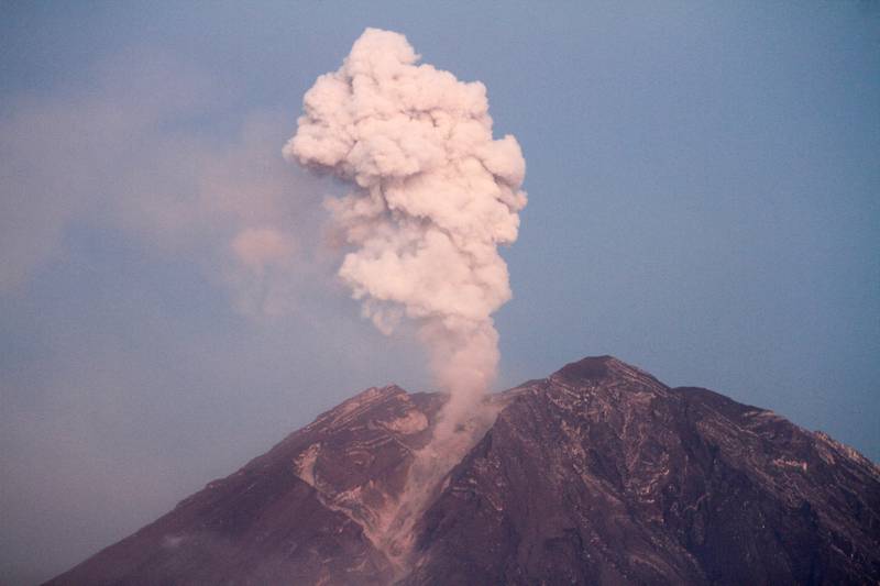 Rescue efforts resume with East Java on high alert as Indonesias Mount Semeru erupts