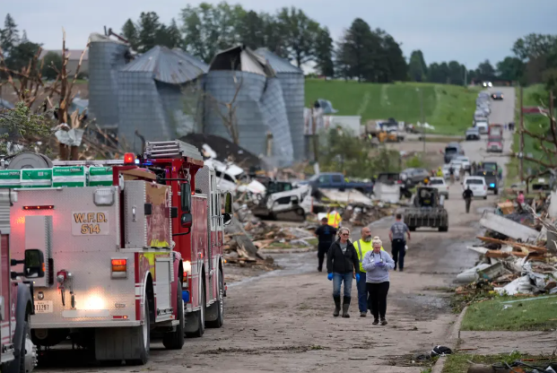 Tornado devastates US state Iowa, killing multiple people 