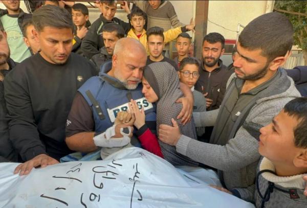 Son of Al Jazeera&rsquo;s Gaza bureau chief killed in air strike