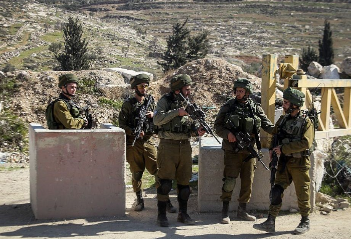 Israeli forces close entrances to West Bank city