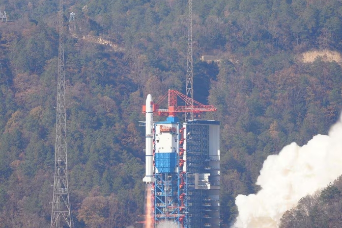 China satellite launch causes pre-election political storm in Taiwan