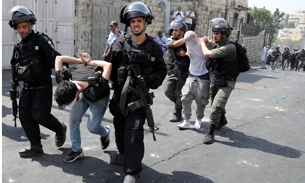 Palestinian injured, 19 arrested in Israeli army raids