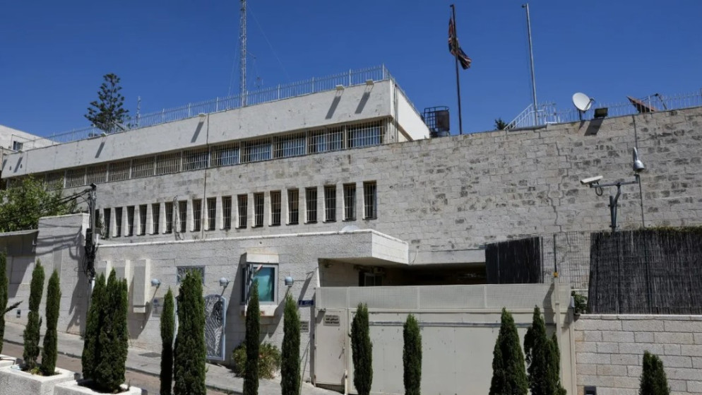 Britain removes East Jerusalem consulate signage as Israeli shutdown deadline expires