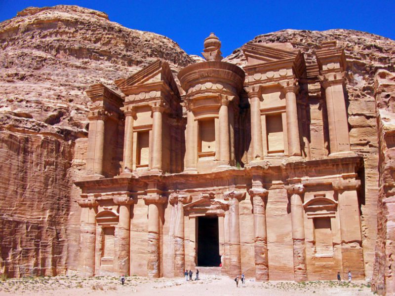 More than 51,000 local, foreign tourists visit Petra in June
