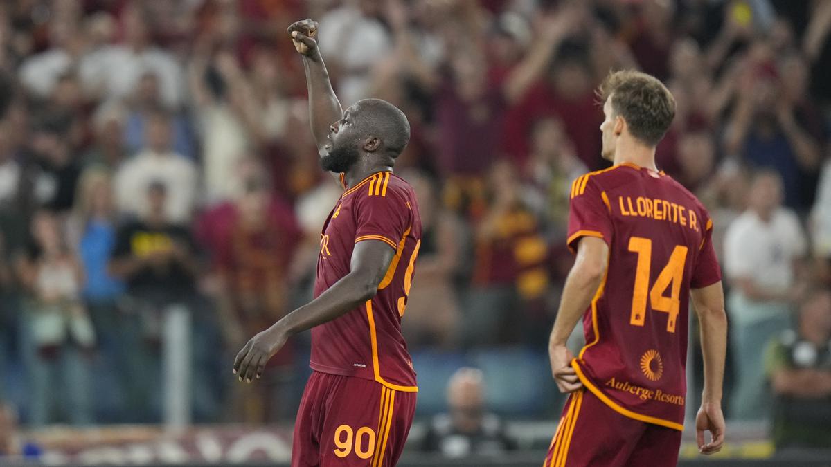 Roma hammer Empoli 7-0 for first win of season