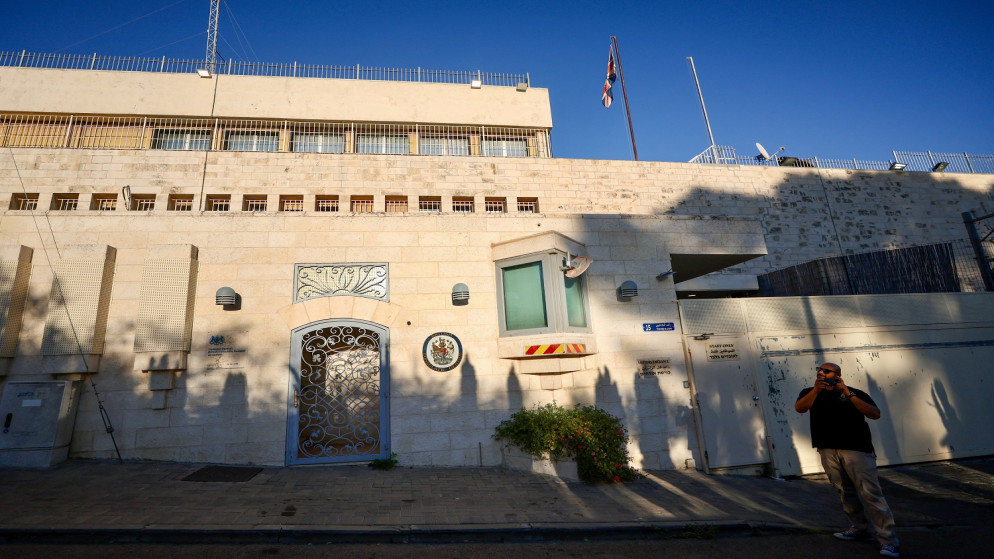 Israel tells British consulate in East Jerusalem to close 