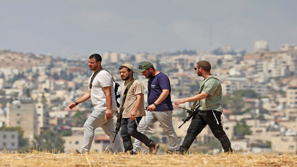 Israeli colonists set fire to home and agricultural room in Masafer Yatta