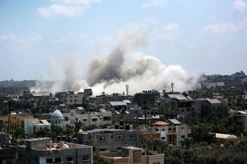 Palestinian killed, others injured in Israeli strike on displaced persons&rsquo; tent in Deir al-Balah