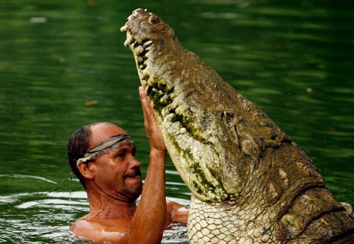 Fisherman tamed monster croc which became his best friend and had human funeral | Panorama | Ammon News
