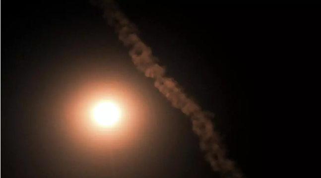 & 039;Massive& 039; Russian missile, drone attack on Kyiv kills 8