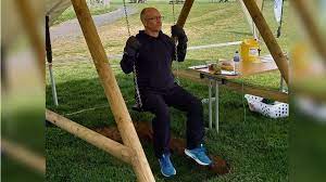 British man spends 36 hours on swing for Guinness World Record